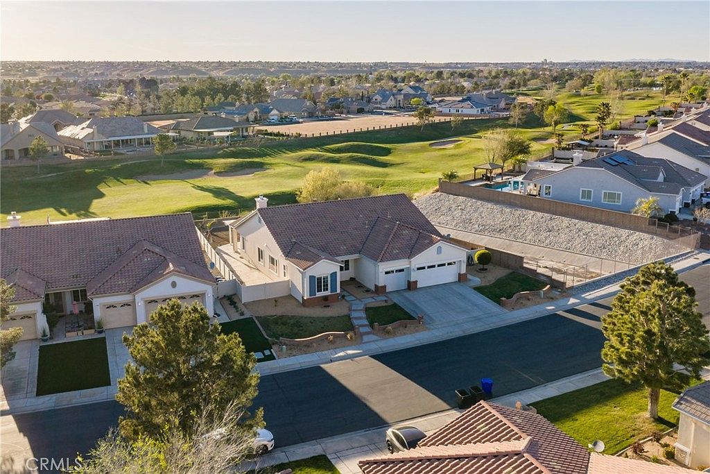 11090 Dandelion Ln