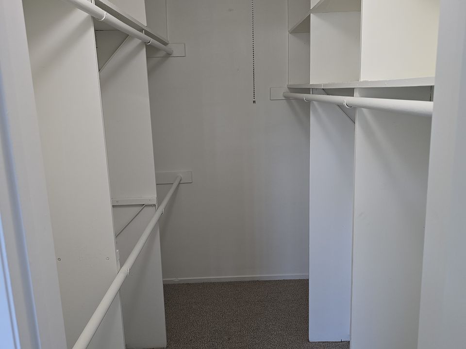 Large Primary Bedroom Walk in Closet