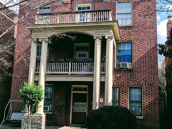 2nd image of 2710 W Grace St APT 06