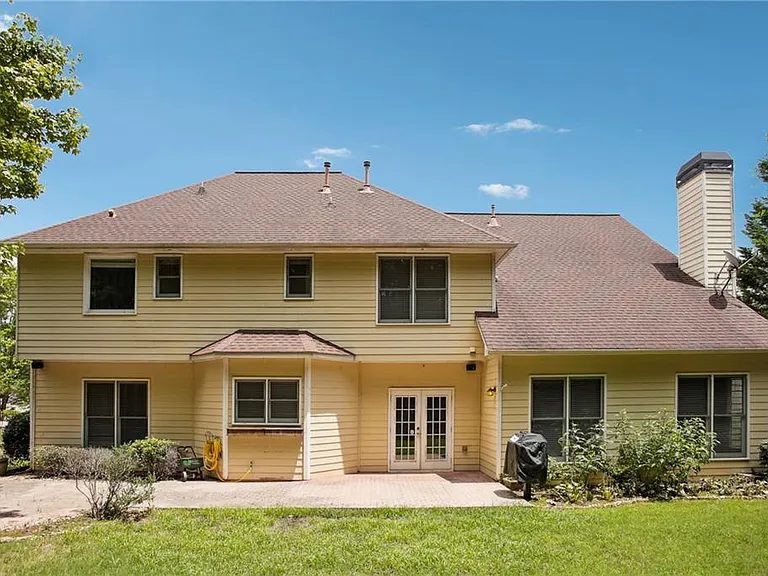 12250 Broadleaf Ln — Photo 27