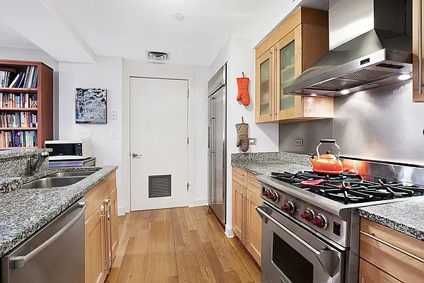 Rented by Compass | media 3