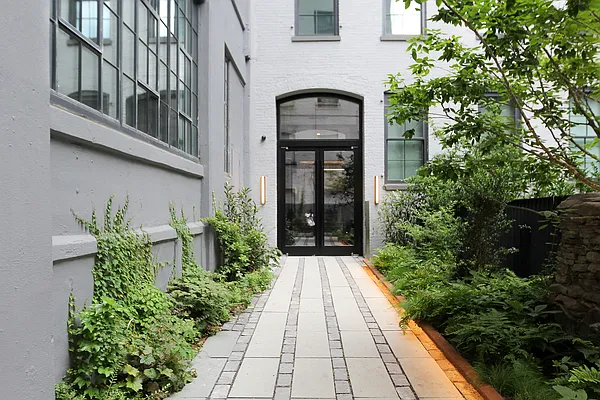 Sold by Alloy Advisory LLC | media 9