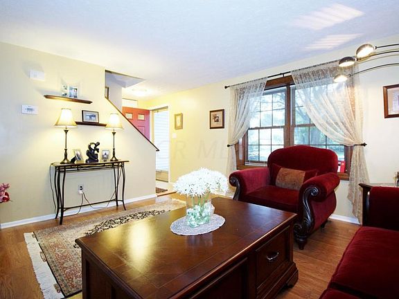 2nd image of 3268 Rossbury Ct