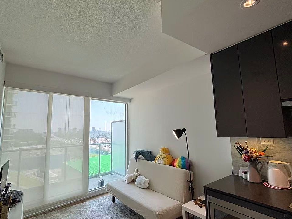 1st image of 115 McMahon Dr #608