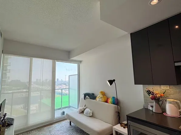 115 McMahon Dr, Toronto, ON