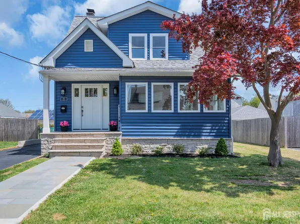 21 Market St, Edison, NJ 08817