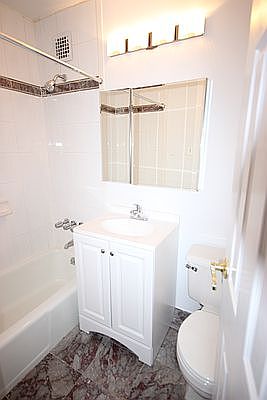 5th image of 76 W 85th St APT 5D