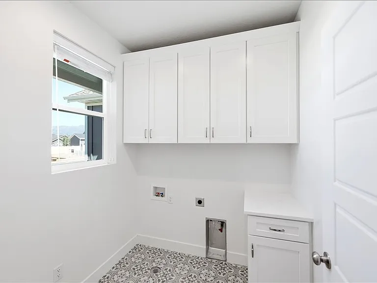 1681 S 1110 E — Photo 16