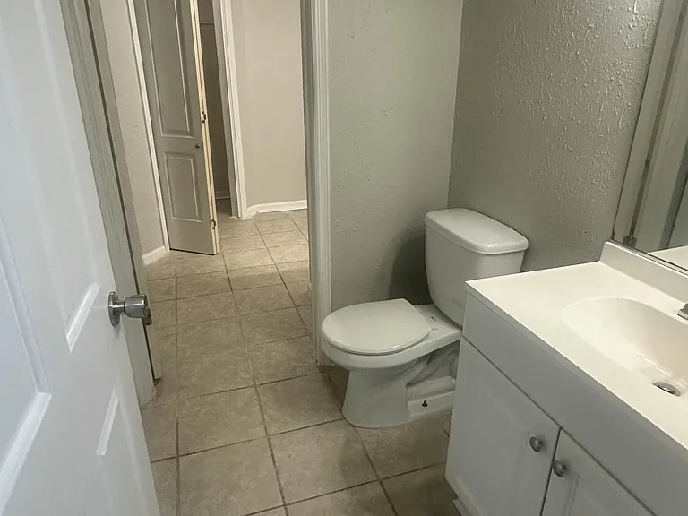 1112 Colony Place Dr — Photo 14
