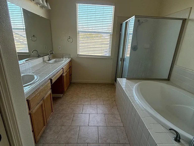 656 Willow Way — Photo 18