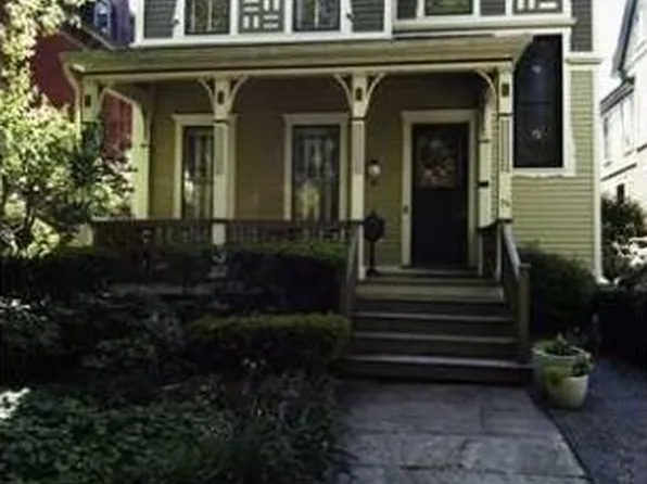 74 Irving Pl, Buffalo, NY 14201
