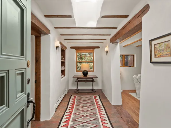 529-531 Camino Del Monte Sol, Santa Fe, NM 87505