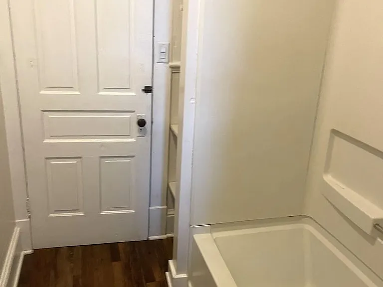 577 Lincoln Way E — Photo 41