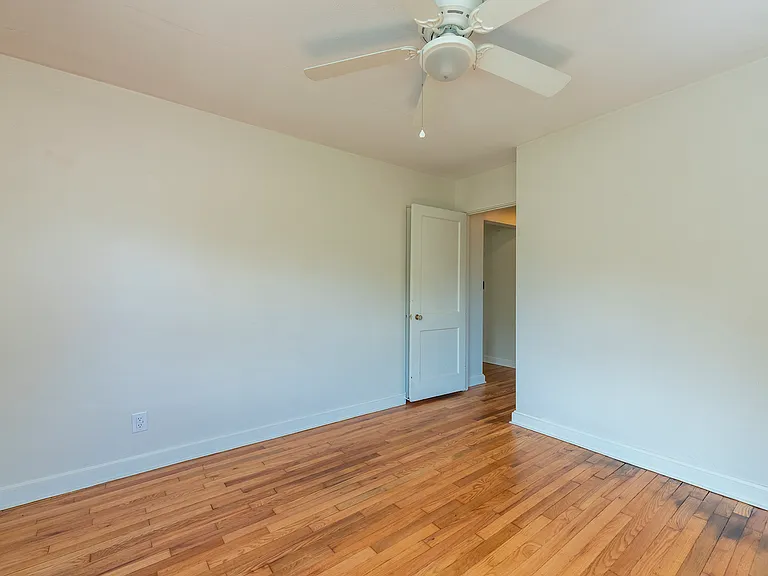 279 Kimberly Ave #6 — Photo 14