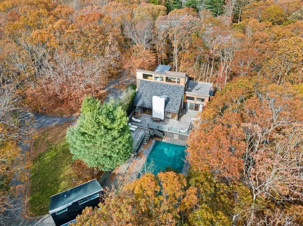 23 Scrimshaw Ln, Amagansett, NY 11930