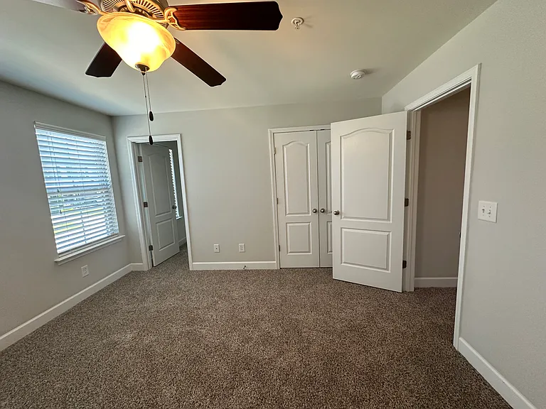 2017 Abbingdon Way — Photo 15