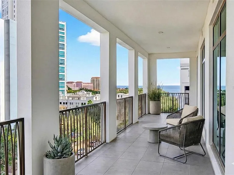 126 4th Ave NE #601 — Photo 10