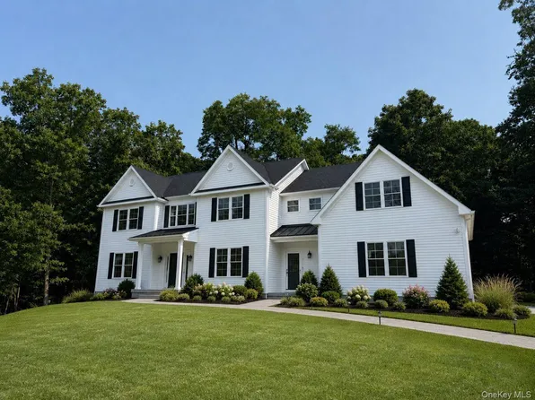 800 Sleepy Hollow Road, Briarcliff Manor, NY 10510