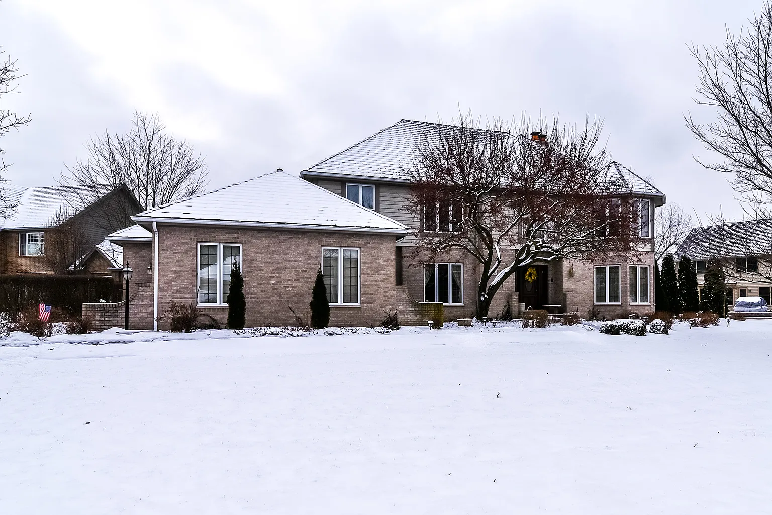 1539 Greenleaf Ct photo 1