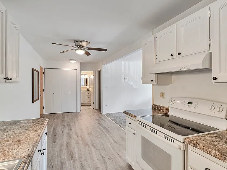 2500 81st Ave SE #329 — Photo 3