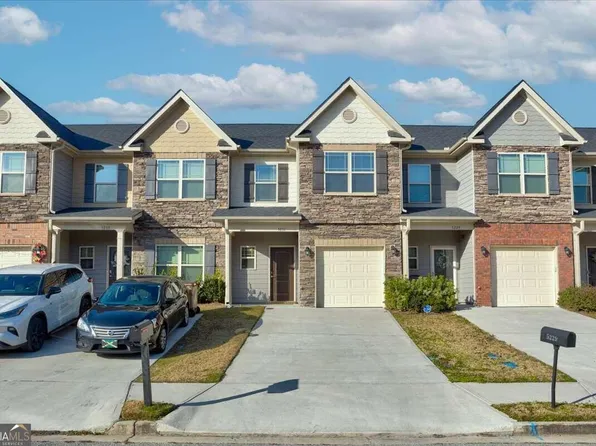 5231 Carrie Dr, Morrow, GA 30260