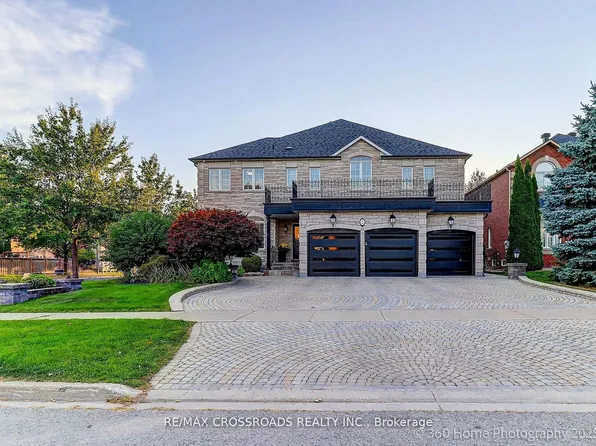2 Mumberson Ct, Markham, ON L6C 1Y4