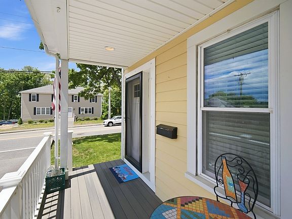 5th image of 123 Summer St