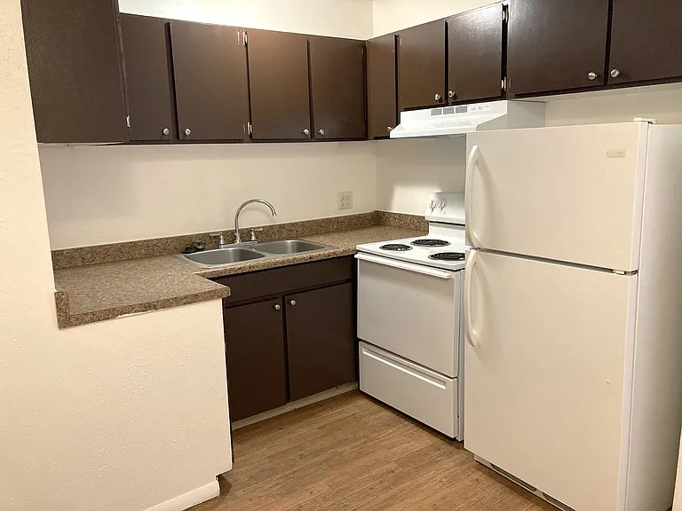 Indigo Apartments — Photo 29