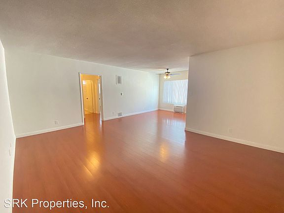 3rd image of 3755 Mentone Ave APT 9