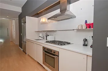 Rented by Azulay Group