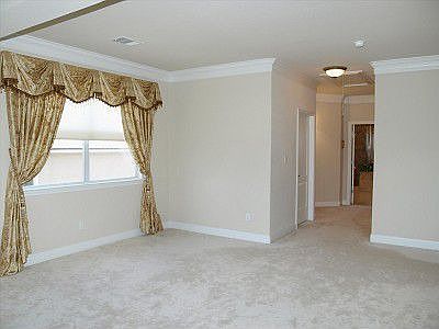 Master Sitting Area to Curl Up w/a Good Book!