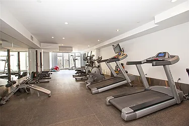 Rented by Space Marketing Shop