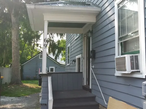 67-69 Upton Pl, Rochester, NY 14612