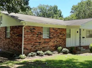 724 N 7th St, Augusta, AR 72006