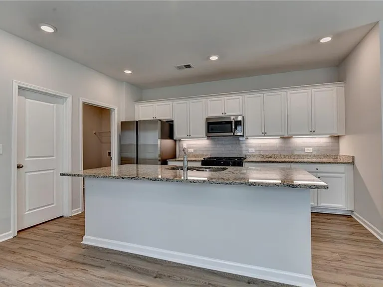 175 Grey Falcon Ave — Photo 28