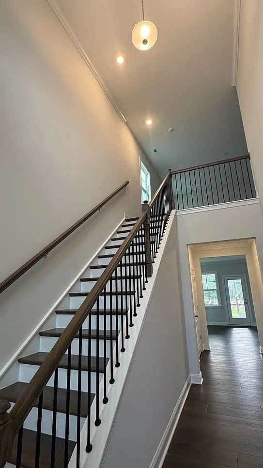 4 bed, 2608 sqft, $2,800 — Photo 3