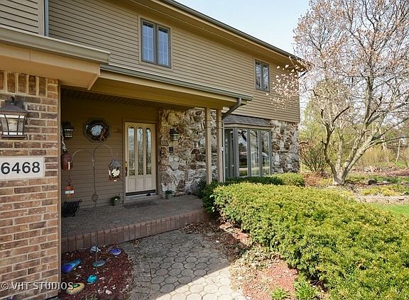 3rd image of 26468 N East Lake Shore Dr