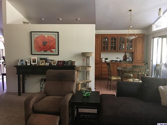 3rd image of 223 Museum Dr