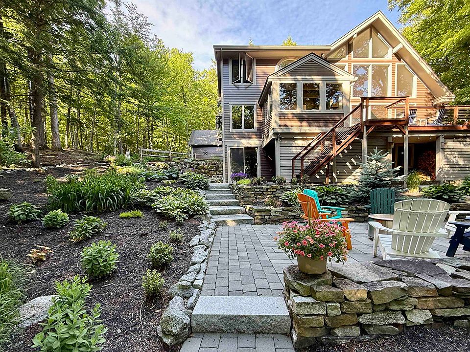 1st image of 2 Turner Brae