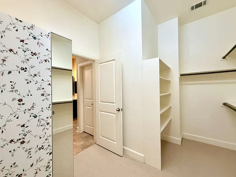 6704 Castillo St — Photo 25