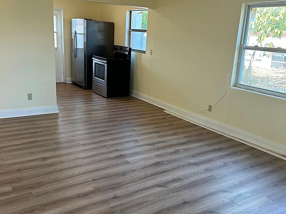 5th image of 1207 State Road 60 E