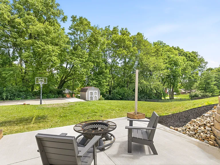 1720 Ridge Hill Ln #1 — Photo 22