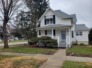 702 La Fayette Ave, Rockford, IL