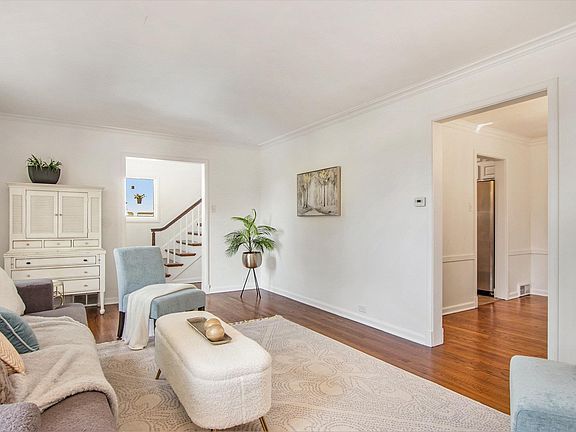5th image of 1111 Sunnymede Ave