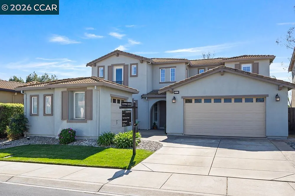 5627 Arcadia Cir photo 1