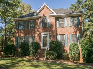 2121 Springwood Dr, Auburn, AL 36830