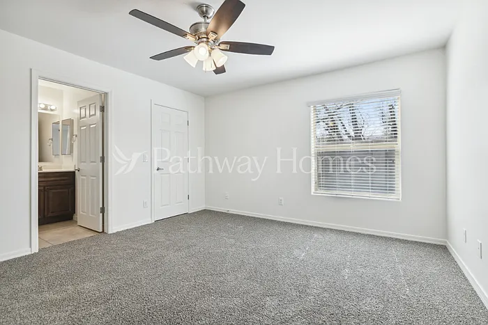 207 W Latona Rd — Photo 11