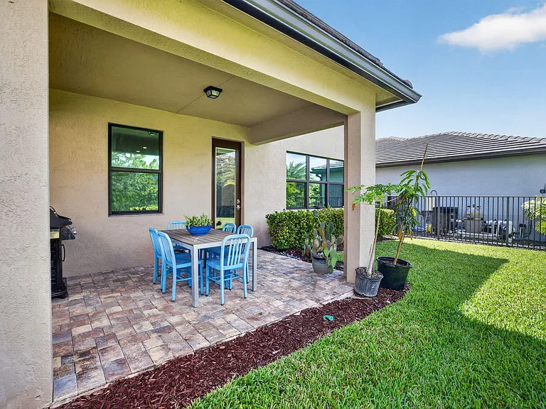 4651 Pinehurst Trl E — Photo 48