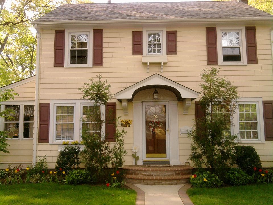 1st image of 70 W Elder Ave
