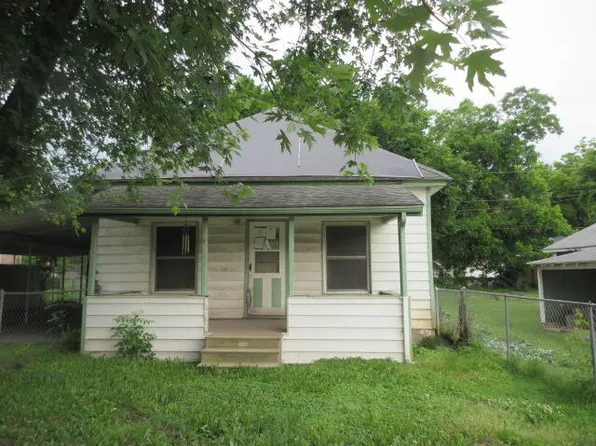 423 G St NE, Miami, OK 74354